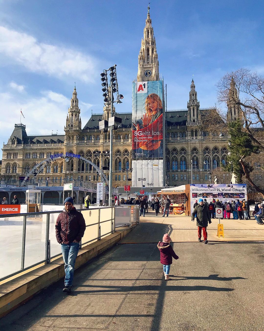 Bermain Ice Skating Vienna Ice Dream Austria