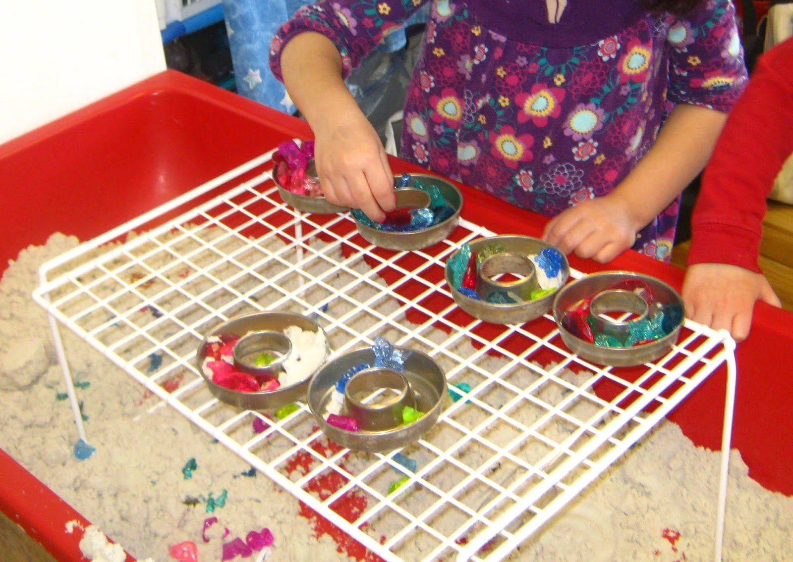 Explore Inspire EC Loose Parts in the Sensory Table