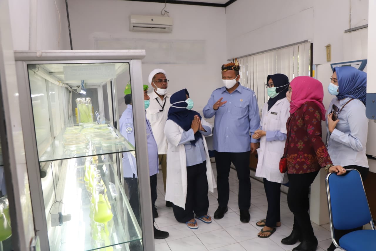 Menteri Edhy Jawab Aspirasi Nelayan dan Pembudidaya Situbondo