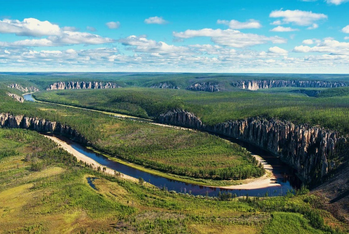 Ultima Thule: The Lena River in Artic Siberia, a geographical and 