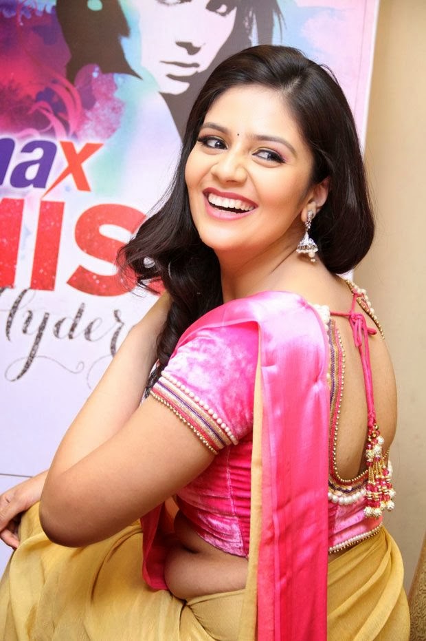 Anchor Sreemukhi -- HOT EDIT.