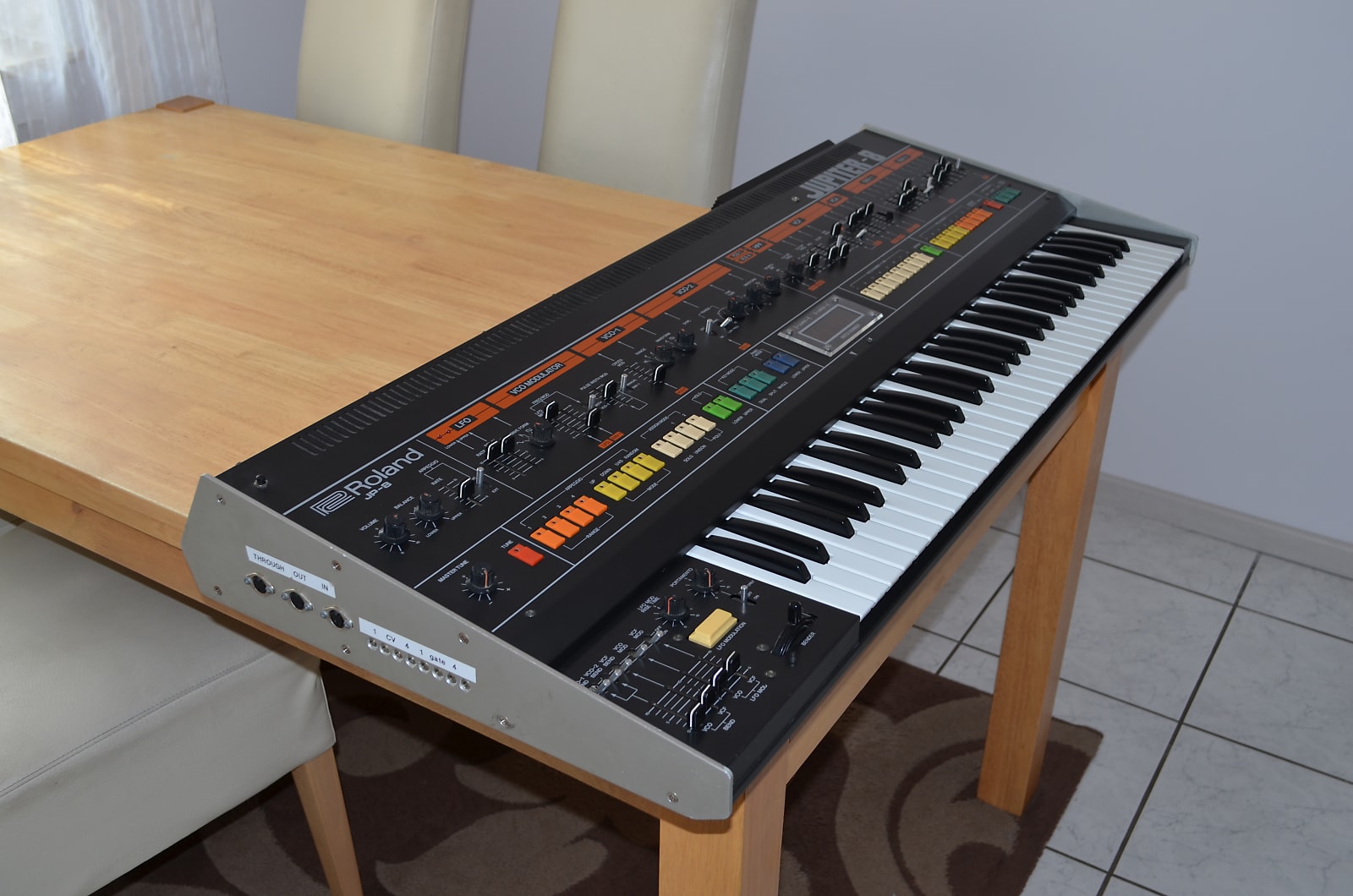 MATRIXSYNTH Roland Jupiter 8 / 14bit / Inkl. Kenton Midi SN 202159 w/ CV & Gate Side Panel Mod