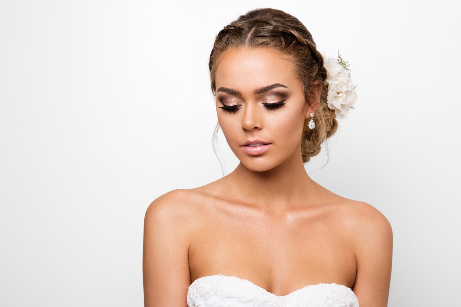 Q A Bridal Makeup Hairstylist Aurum Bride Gold Coast Qld To