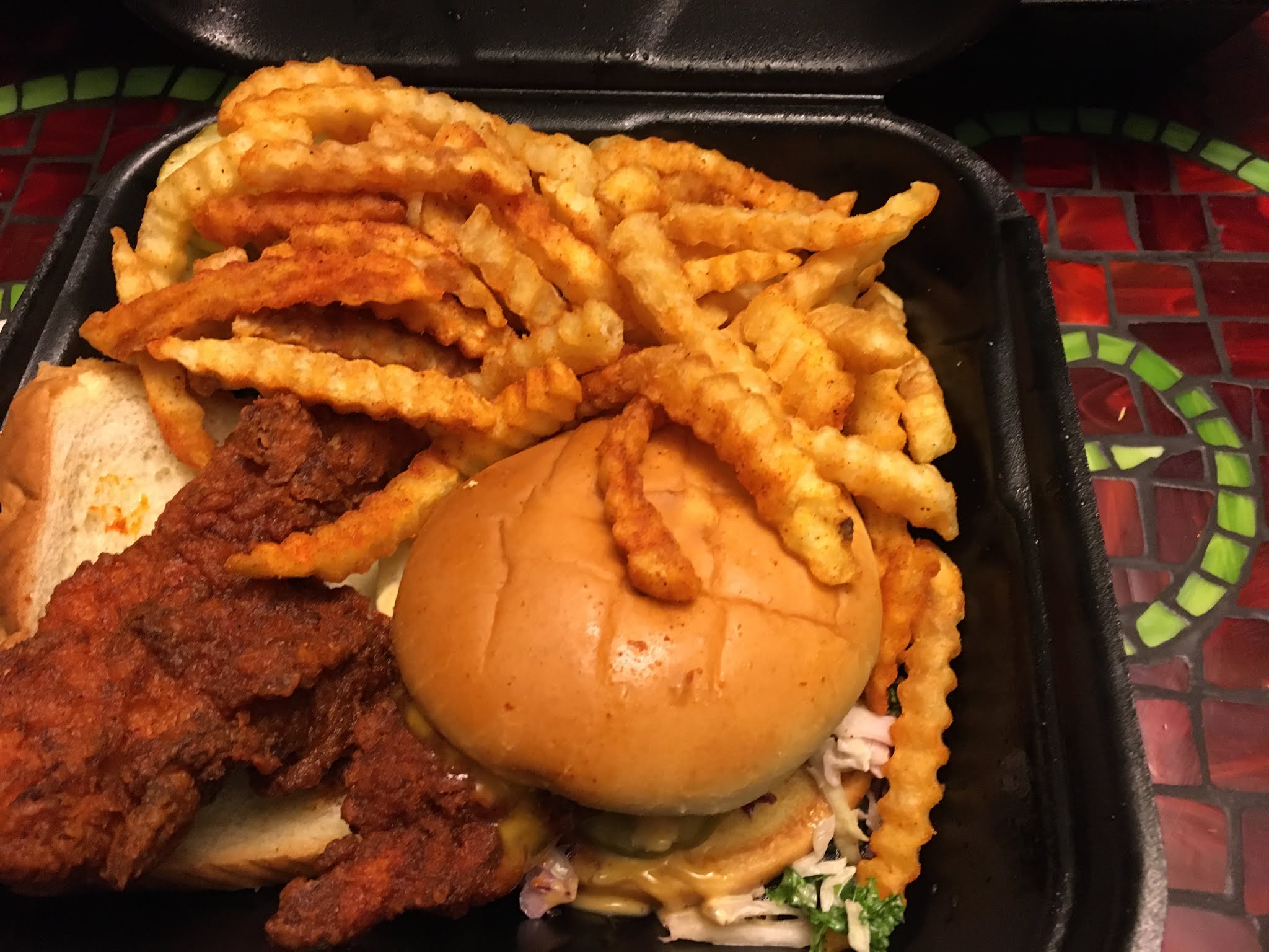 Franklin Avenue RateARestaurant 391 Dave's Hot Chicken (Glendale)