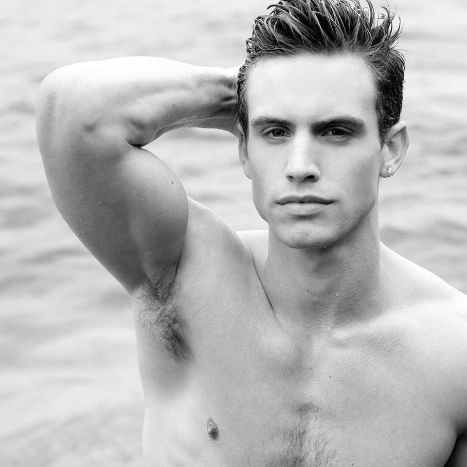 Man Central Jeff Thomas Shirtless