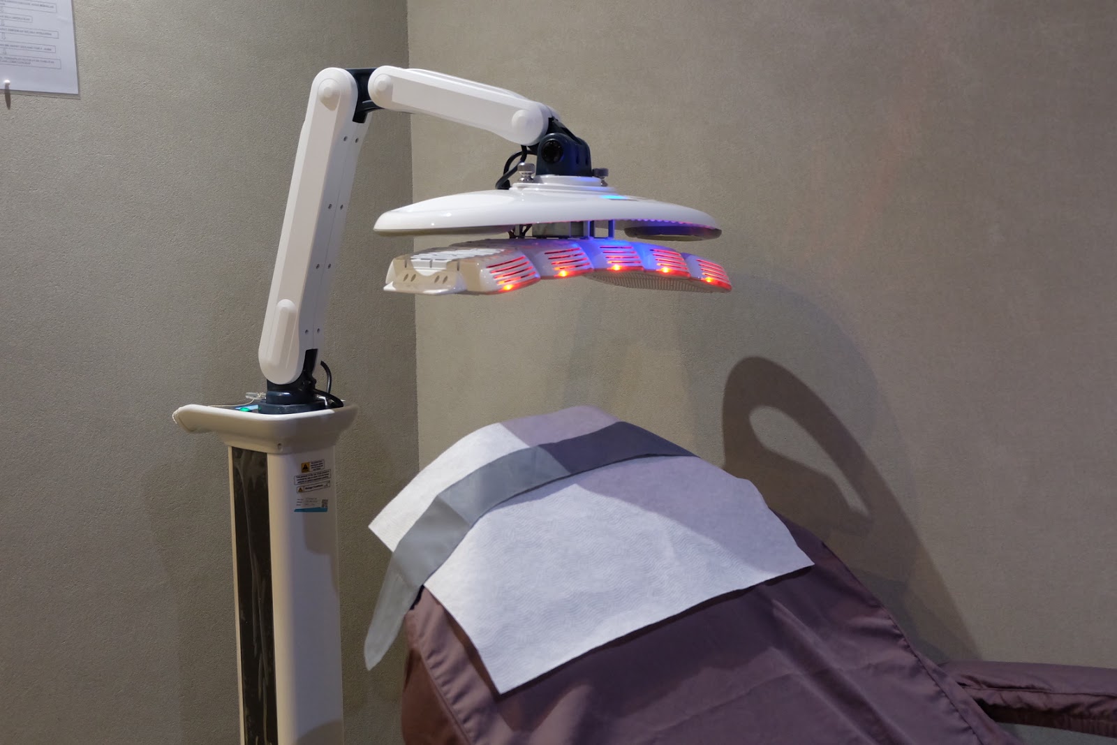 anitamayaa ERHAIR Hair Grow Red Light Therapy Erha Clinic Untuk Bantu