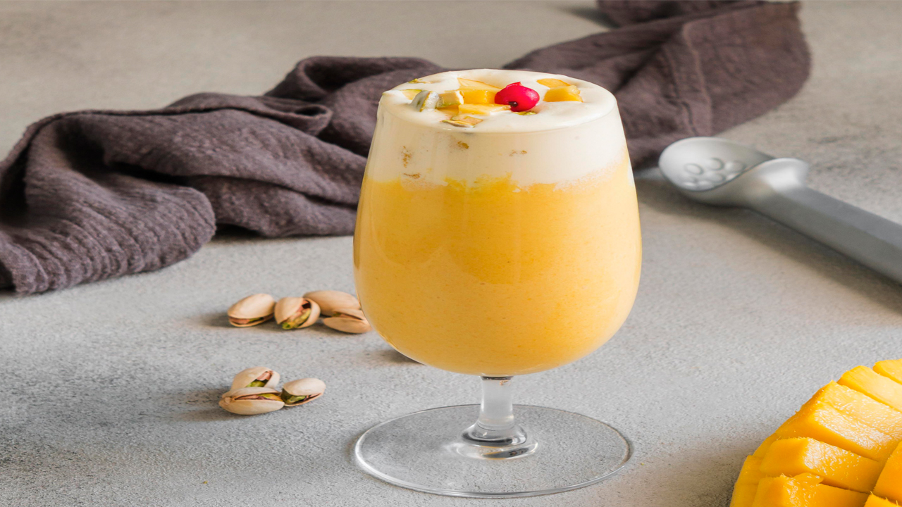 10 kinds of typical Indian drinks.