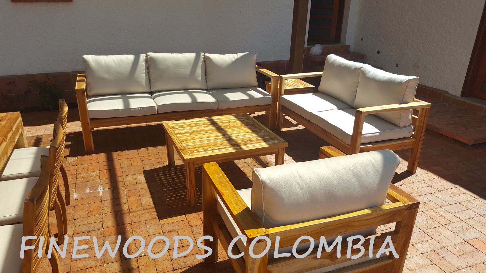 FINEWOODS COLOMBIA: MUEBLES EXTERIOR