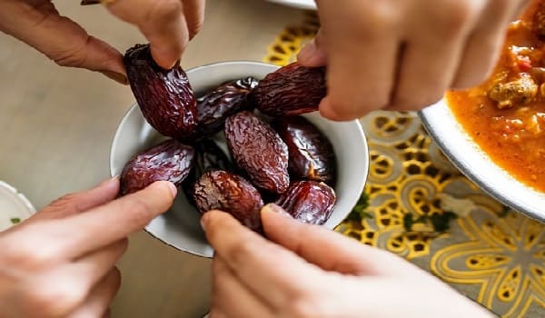 Benarkah Manfaat Makan Kurma Sangat Baik Untuk Kesehatan? Benarkah Manfaat Makan Kurma Sangat Baik Untuk Kesehatan?
