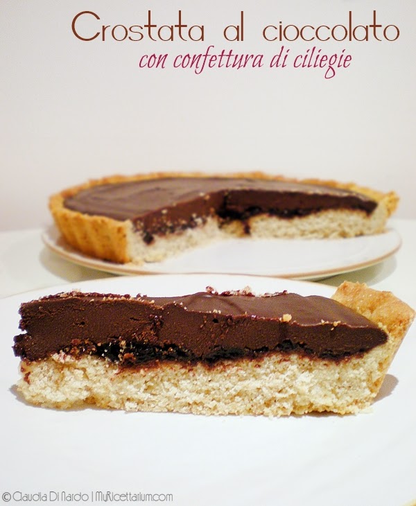 crostata al cioccolato con confettura di ciliegie