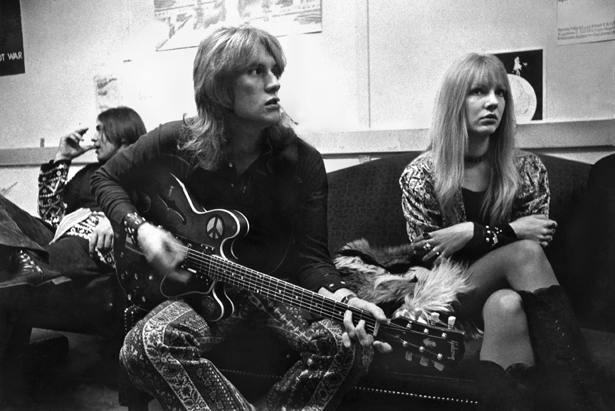 32_alvin-lee-with-girlfriend-1969-kb.jpg 32_alvin-lee-with-girlfriend-1969-kb.jpg