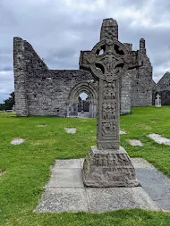 Things to do in Athlone: Clonmacnoise