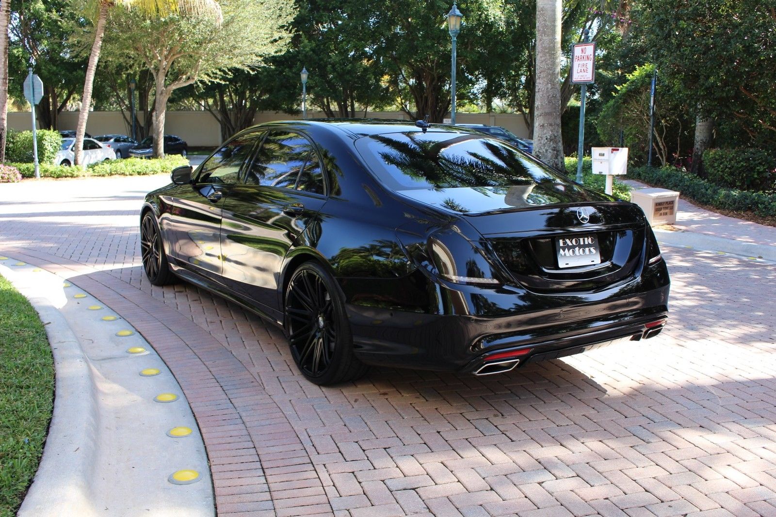 Mercedes s550 Black