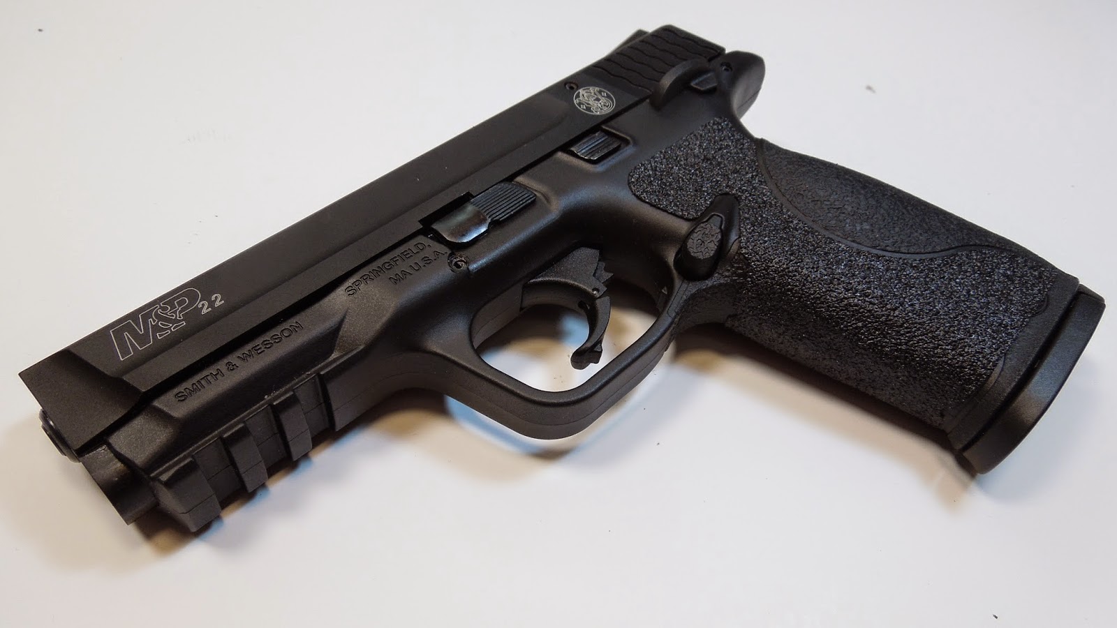 NicTaylor's R&R (Review & High Capacity Magazine