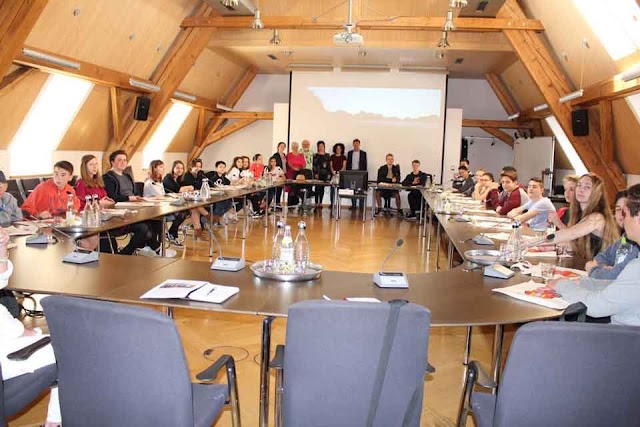Gastschüler aus Mazedonien zu Besuch in Weilheim in Oberbayern
