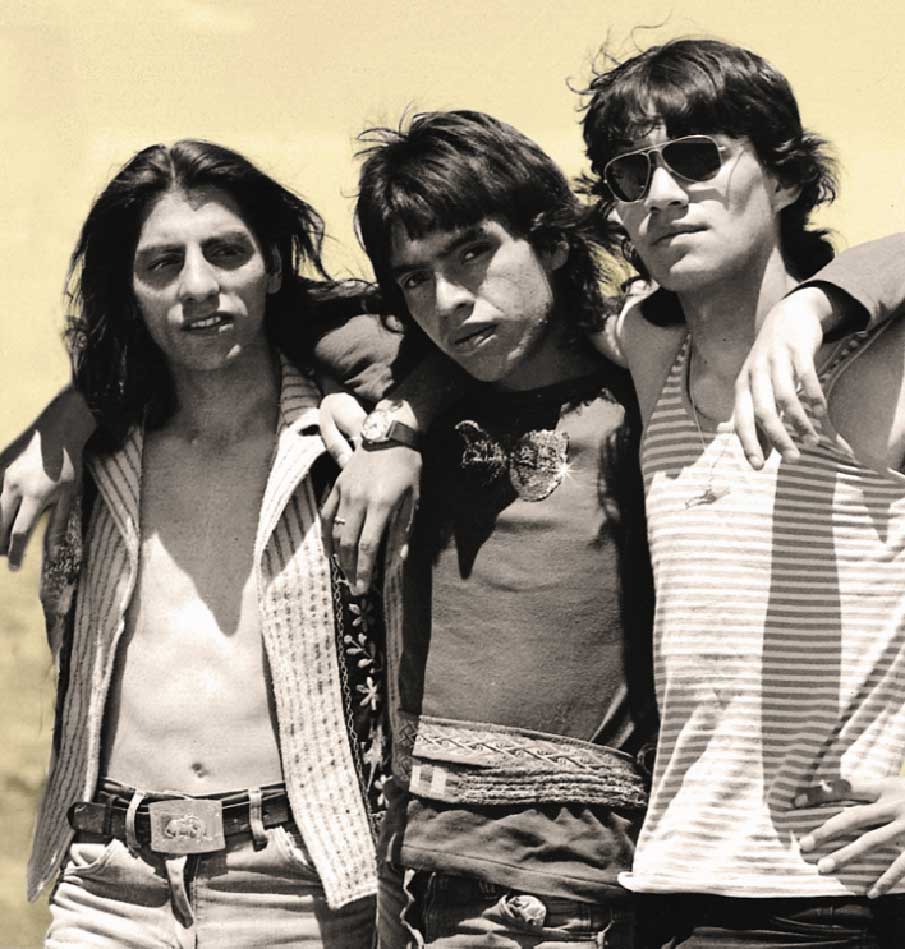 Bolivia y su foklore Imágenes históricas del grupo Wara, de Bolivia