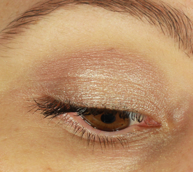 Pin Von Manu Auf Madchenfrisur Kinderfrisuren Kommunion Frisur