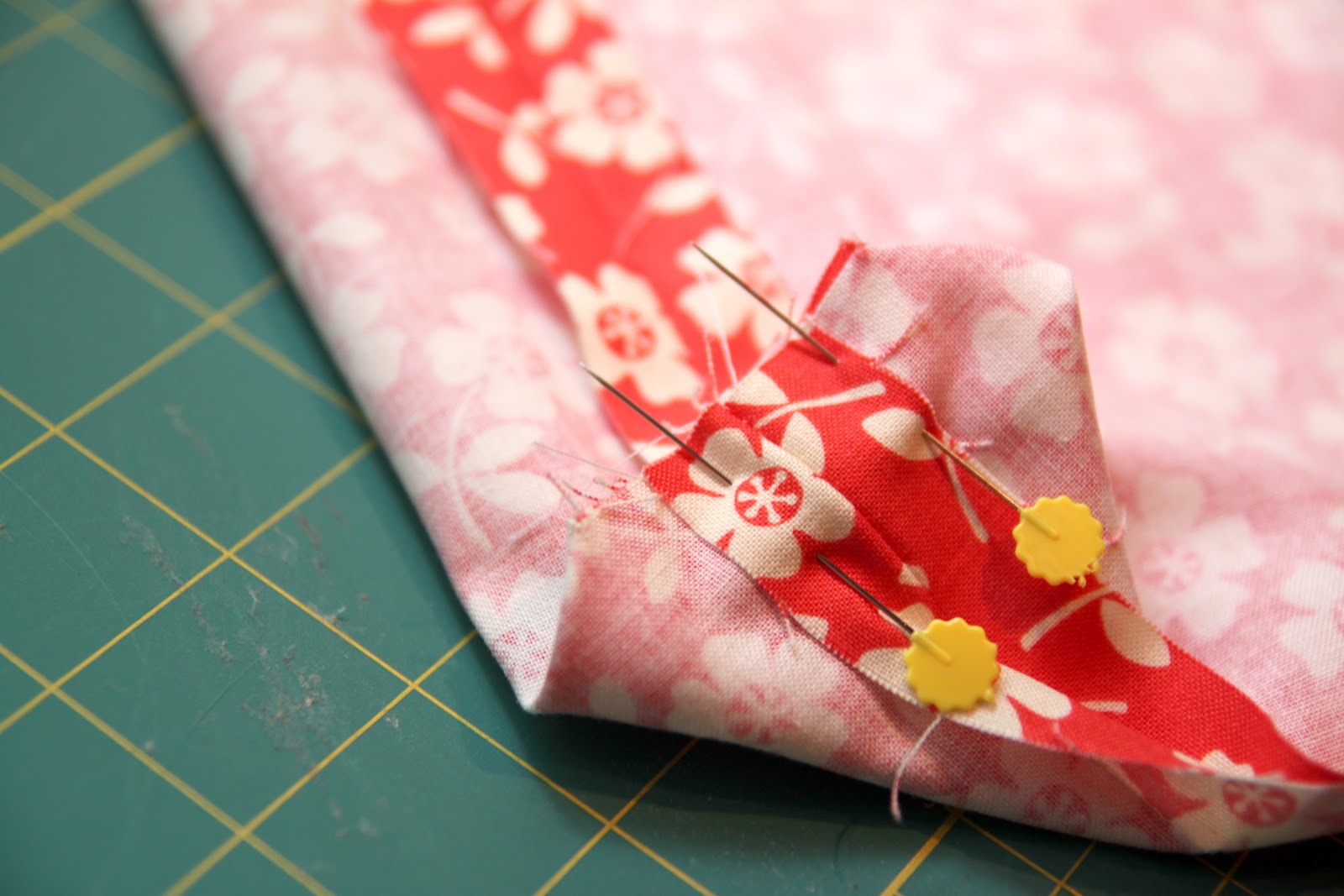 Fat Quarter Tote Bag Tutorial The Cottage Mama