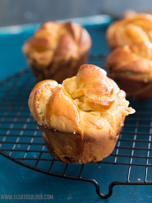 Pancitos dulces de naranja y cardamomo