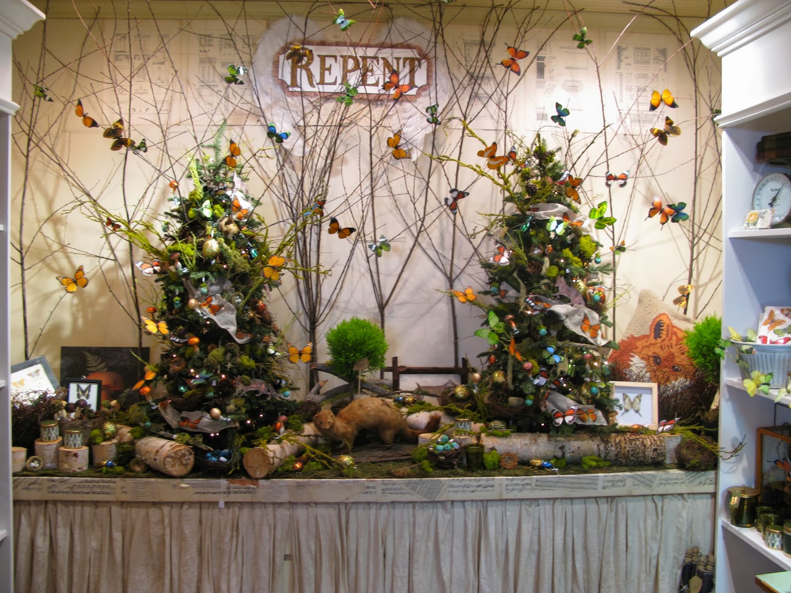 Farmhand Feed and Home Company A woodland Christmas