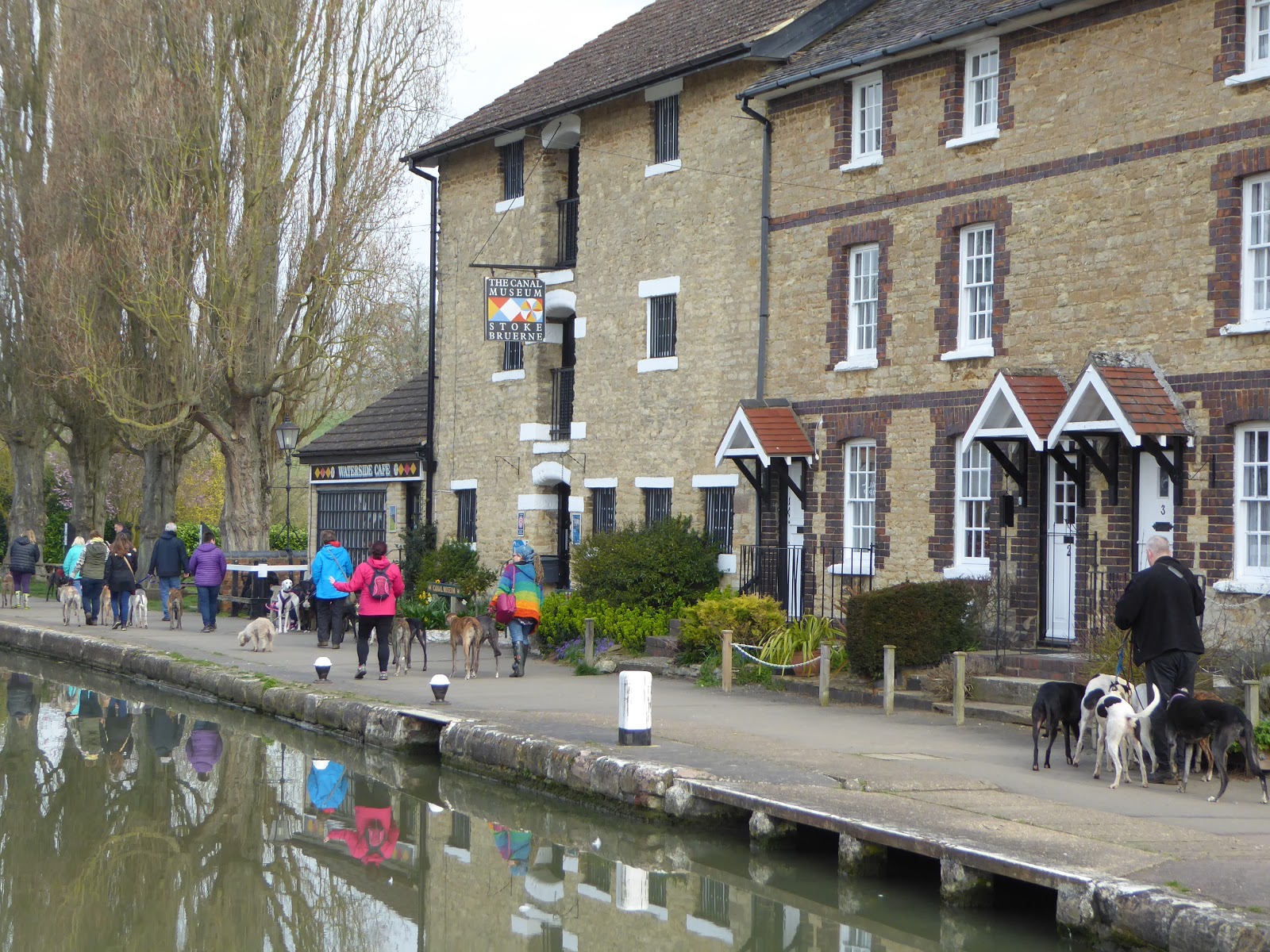 Narrowboat Briar Rose Bugbrooke