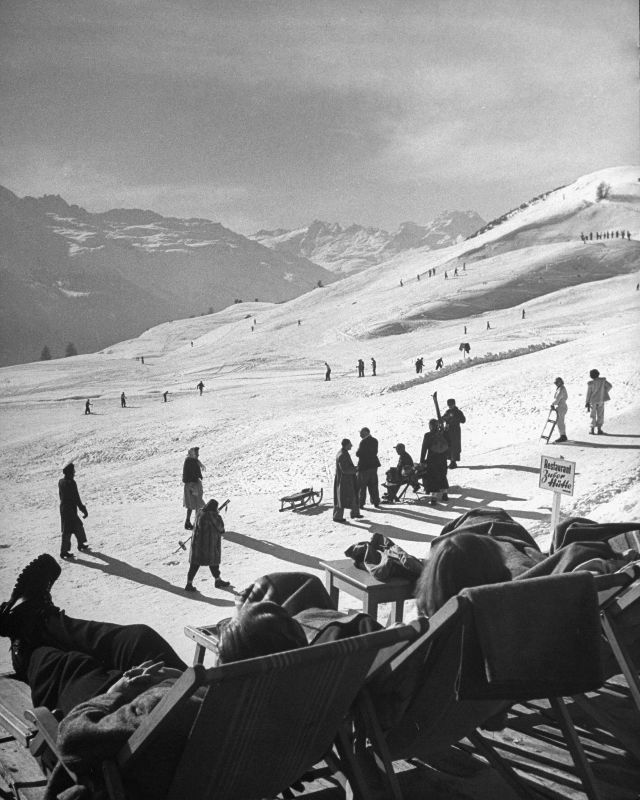 Beautiful Photos of St. Moritz, ‘the Most Fashionable Village in Europe ...