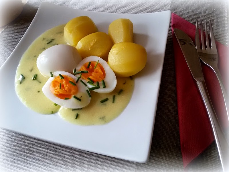 Simi´s Foodblog: Eier mit Senfsoße