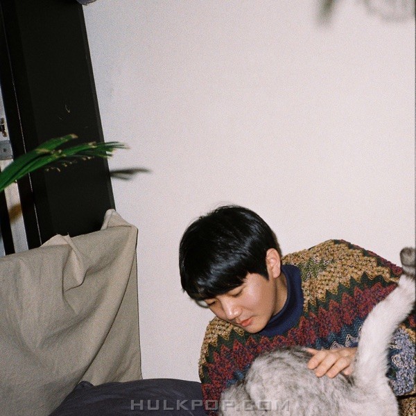 youngveenew – Gather Here – Single