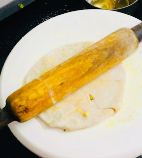 mutter-paneer-stuffed-paratha-step-4(a-9)