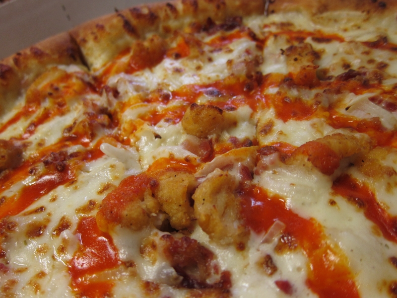 Review: Papa John's - Buffalo Chicken Pizza | Brand Eating