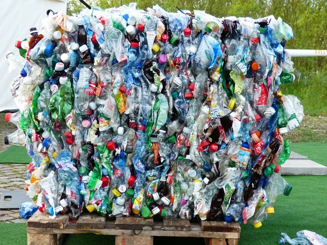 Sesc promove debate virtual sobre alternativas para descarte de lixo plástico