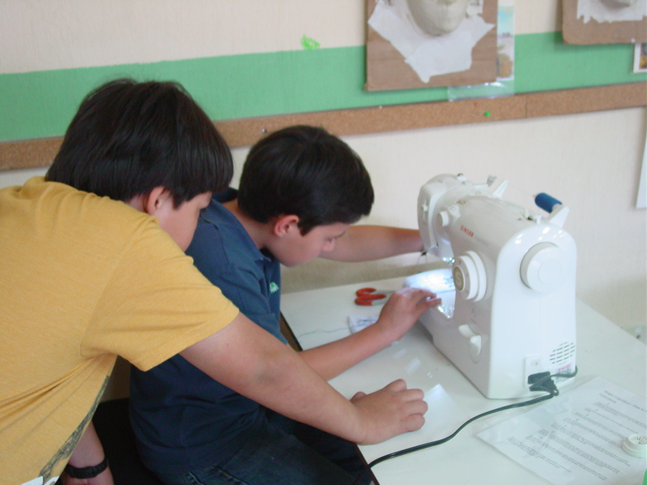 Discovery Visual Arts Grade 6, 7 and 8: February 27, 2012 Grade 6-7