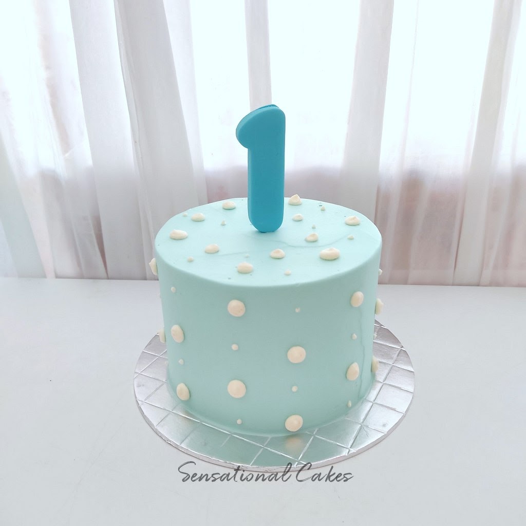 The Sensational Cakes: Simple light blue polkadots white theme 1st ...