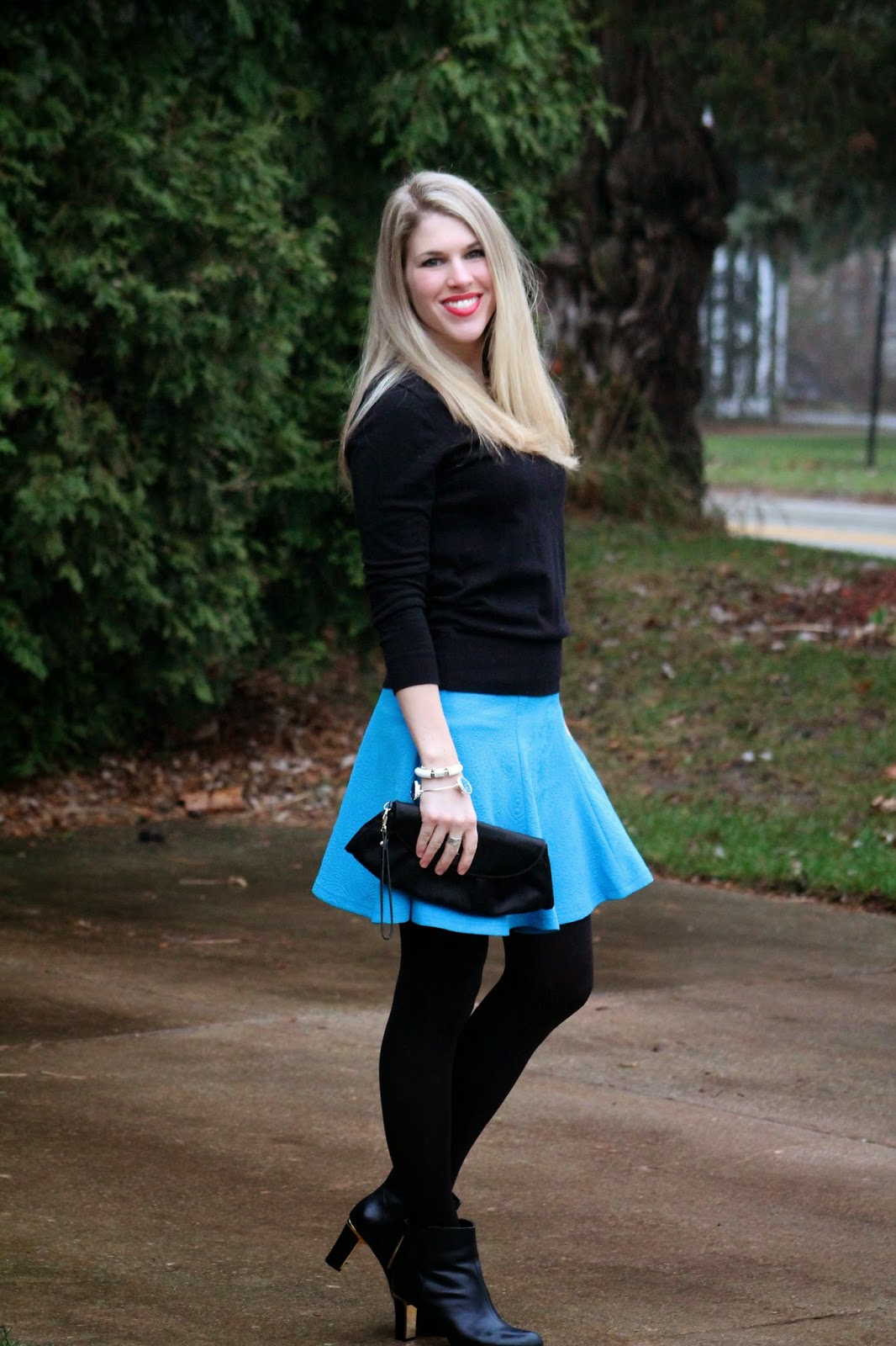 I do deClaire: Turquoise Skirt and Embellished Sweater