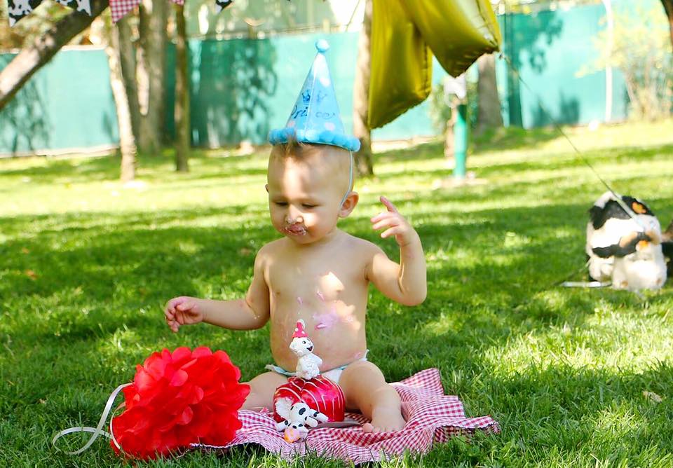 Beraber Büyüyoruz PASTA PATLATMA 1 YAŞ PARTİ DETAYLARIMIZ (Cake Smash)