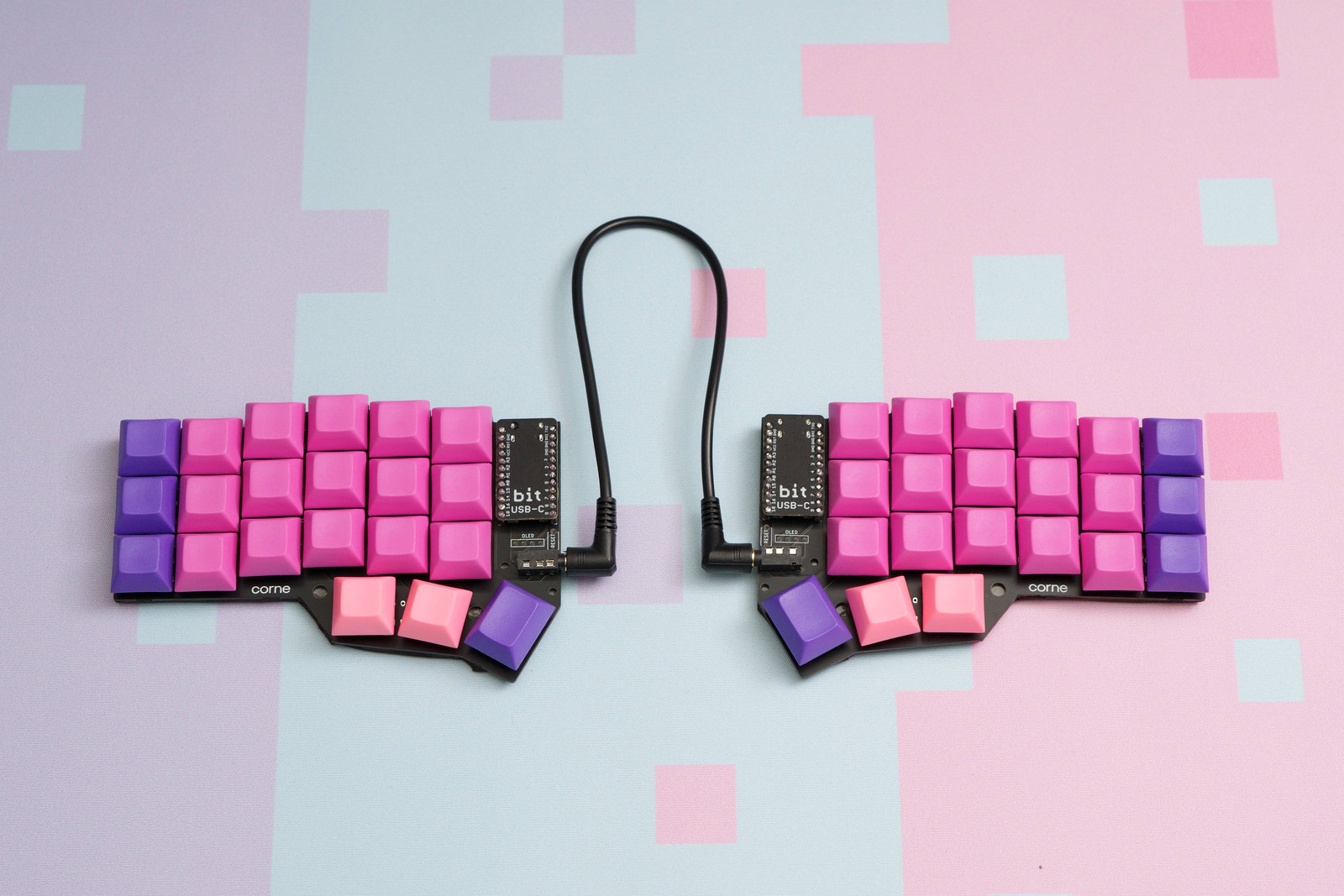 小鍵盤展示間 Corne Light v2 Low edition MX 軸心矮軸