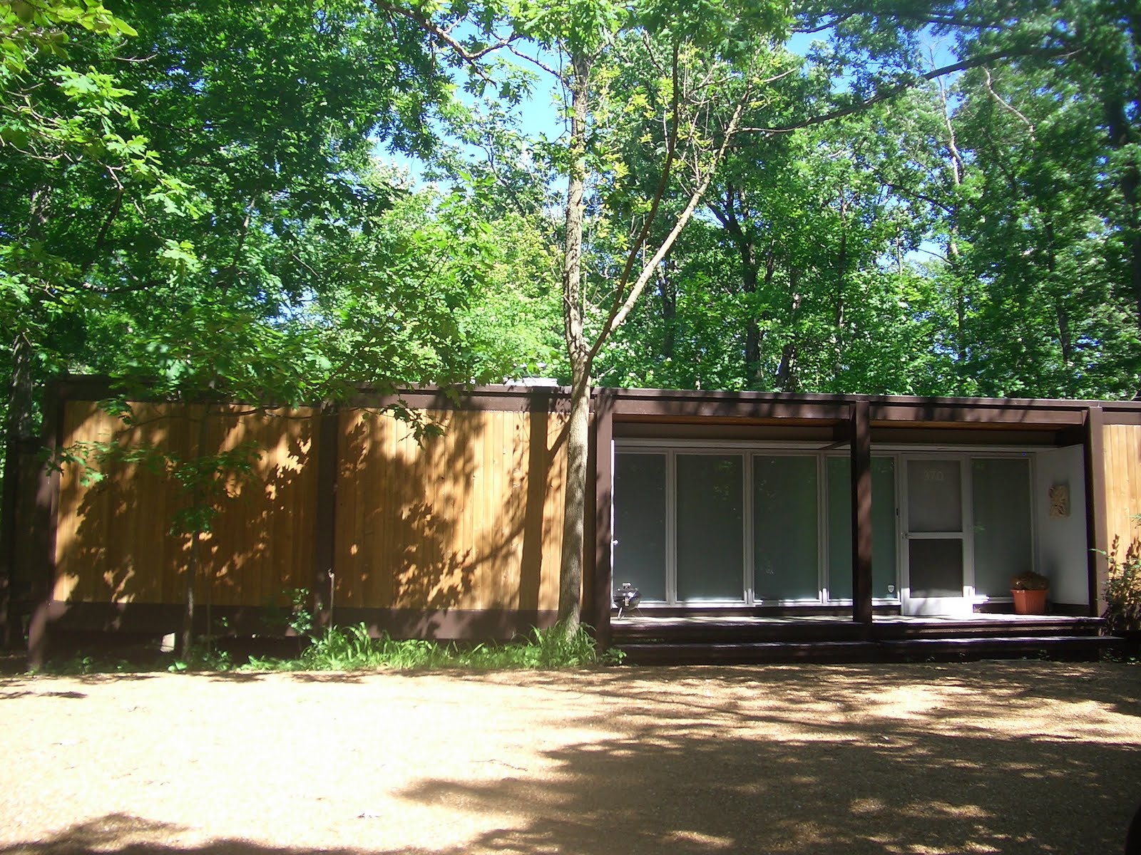 Cool Architecture Ferris Bueller's Day Off Cameron's House, Highland