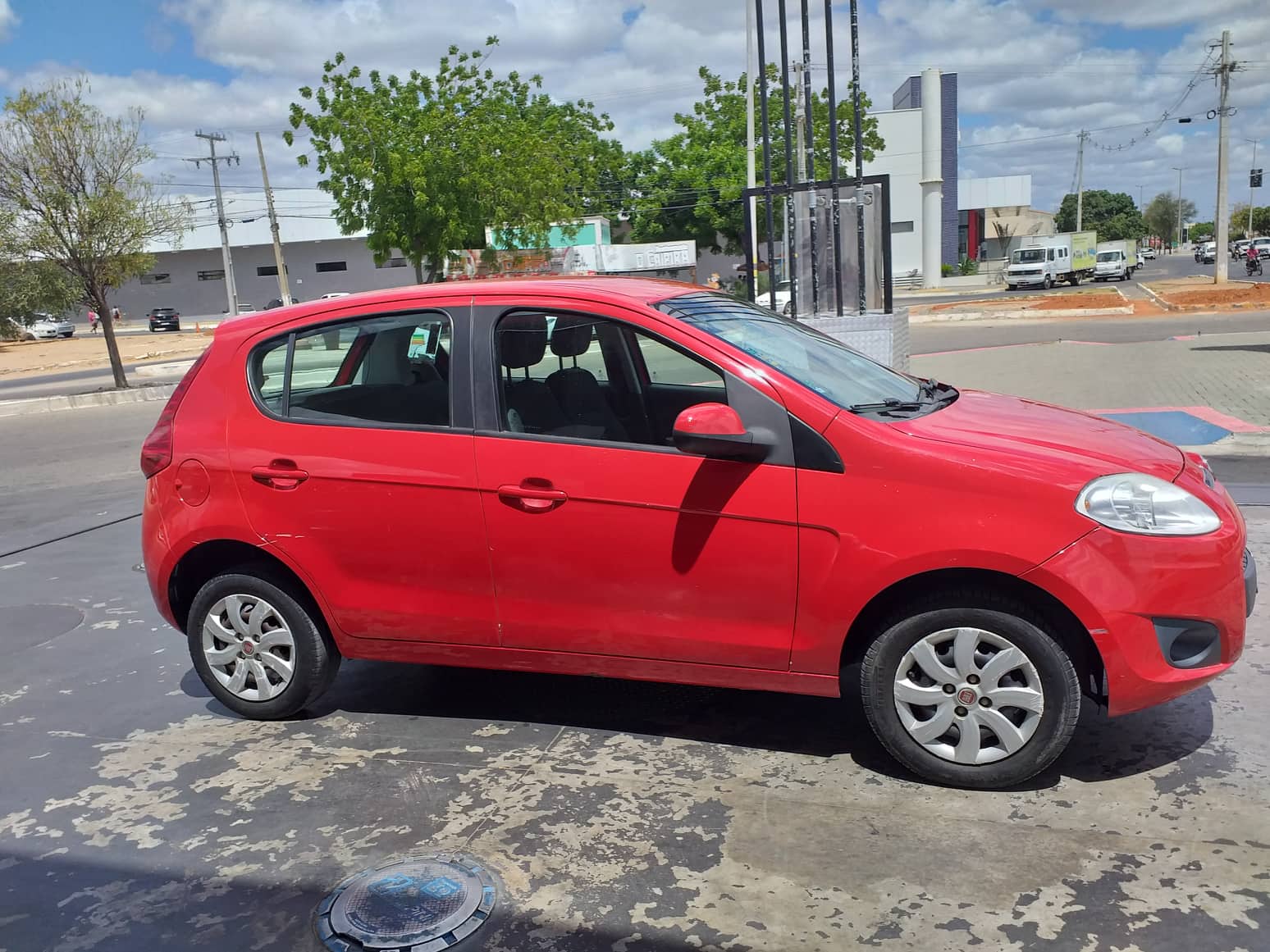 VENDO FIAT PALIO ATTRACTIVE 1.0 FLEX 2016 COMPLETO ~ Passando na Hora-A