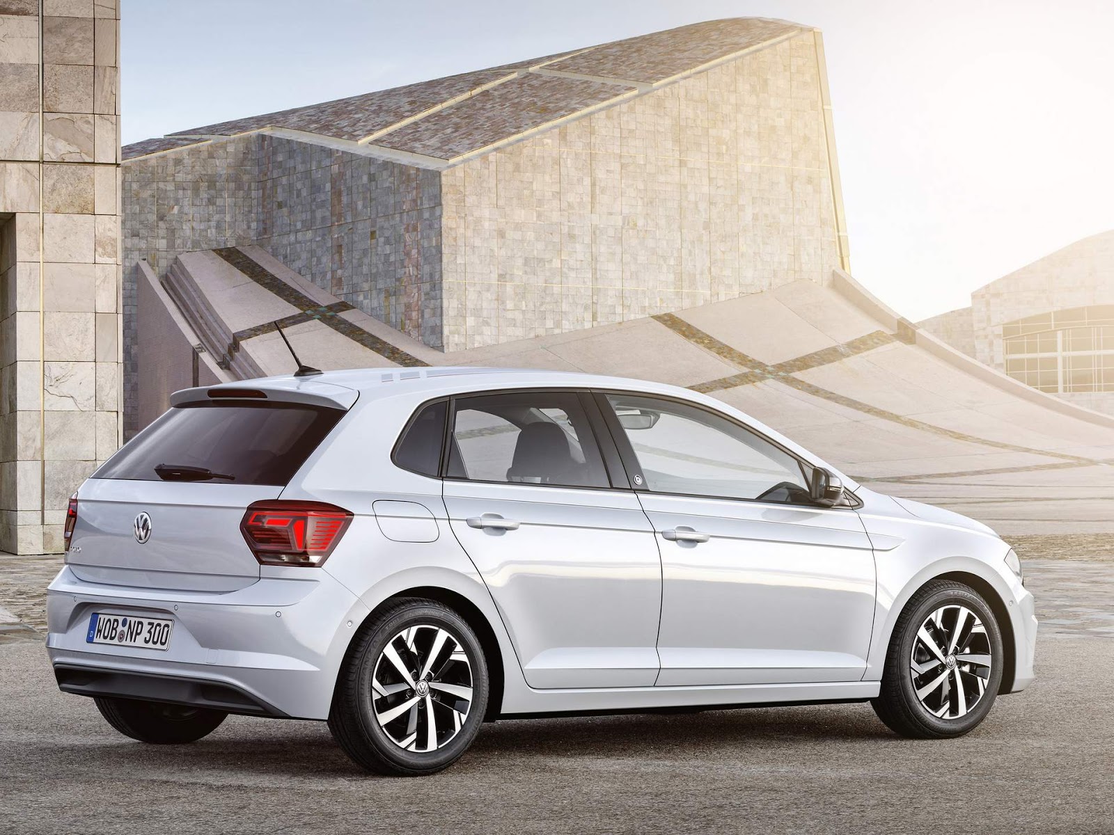 VW confirma Polo 2018 1.0 TSI 128 cv Automático TipTronic