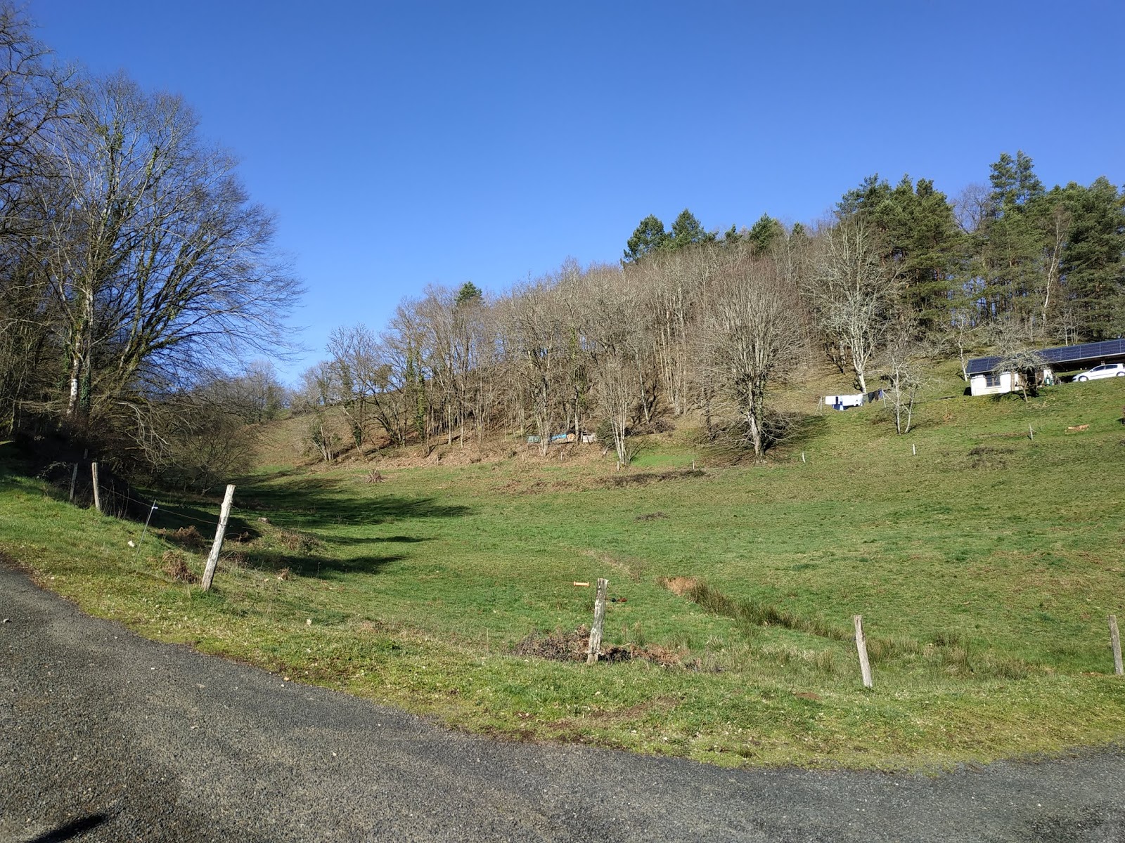 LA FRANCE DES EGLISES FRANCE OF CHURCHES PANDRIGNES
