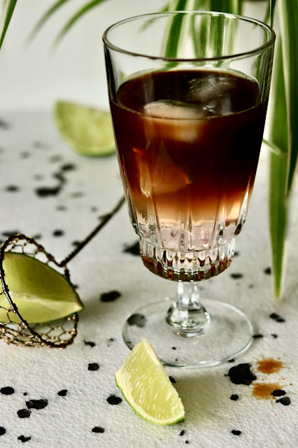鈽曪笍 hibiskusowa kawa espresso tonic