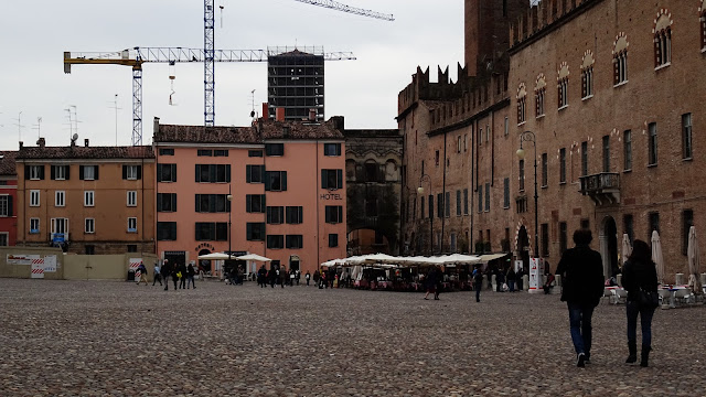 mantova - piazza sordello