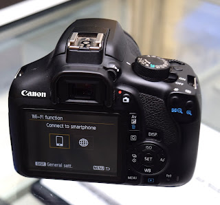 Jual Kamera Canon EOS 1300D Lensa Kit Built-in Wi-Fi