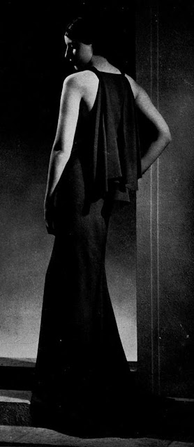 Vintage French Women's Fashion: 30 Glamorous Evening Dresses (Robe du ...
