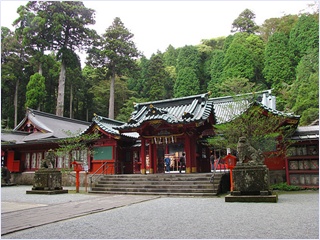 ศาลเจ้าฮาโกเน่ (Hakone Shrine)