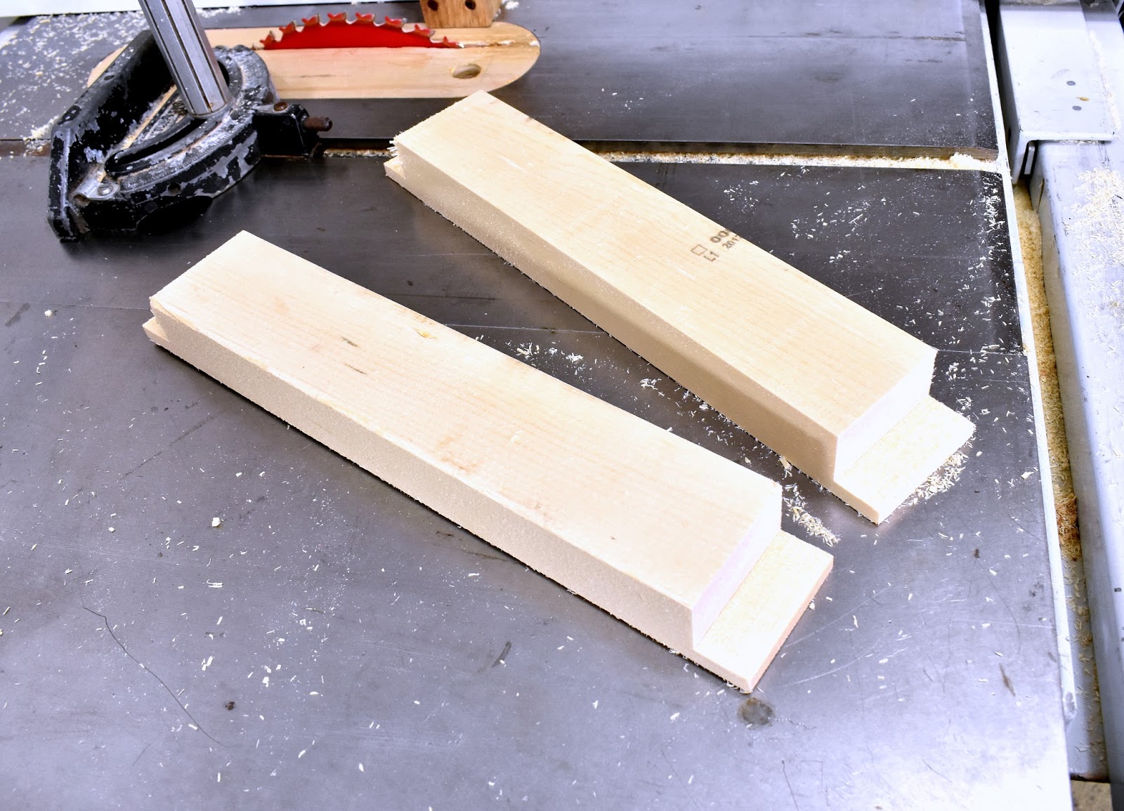 Jax Design How to Make a Scissor Lift Table