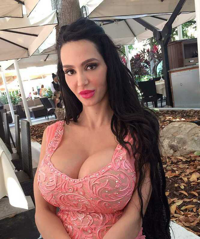 Amy Anderssen Biography Height Weight Age Affair
