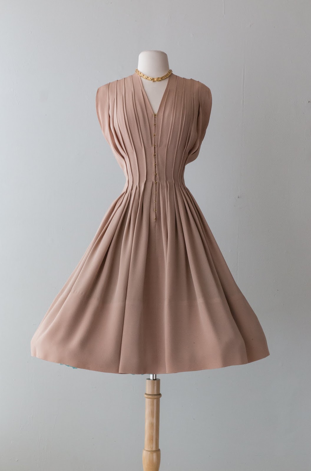 Xtabay Vintage Clothing Boutique - Portland, Oregon: Dress Archive, May ...