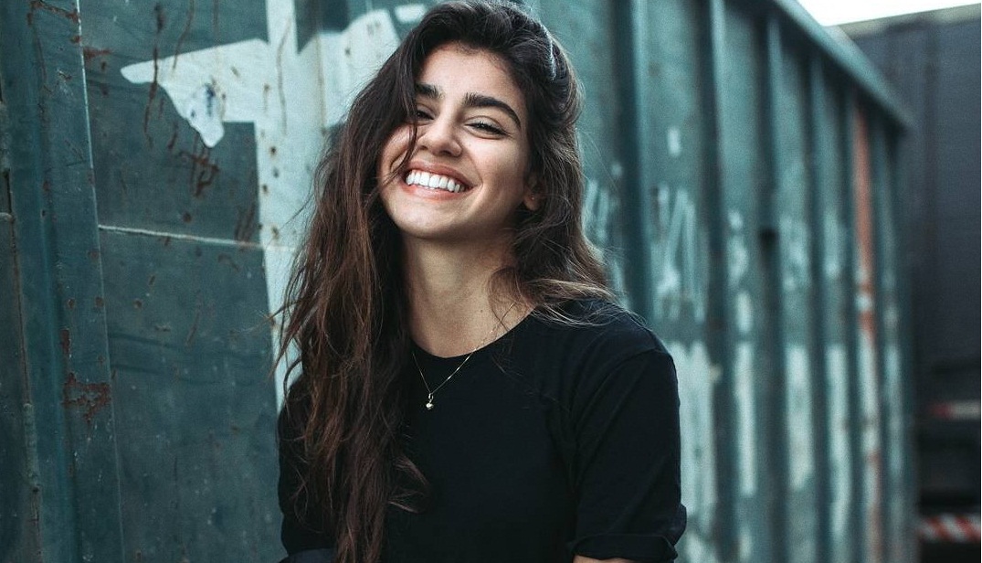 Brasileira Isabela Souza protagonizará Bia, a substituta de Sou Luna