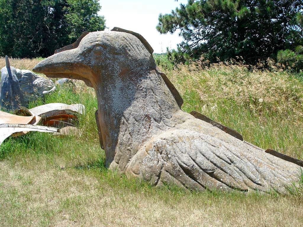 The Fiberglass Statue Graveyard of Sparta Kuriositas